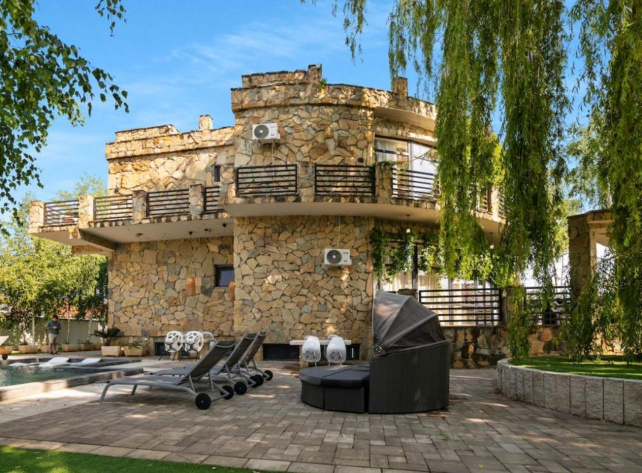 Castle Transylvania Gyulafehérvár Kültér fotó